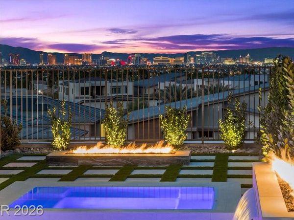 10907 Rossa Peak Avenue, Las Vegas, NV 89135