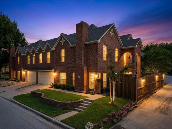 620 Belle Place, Fort Worth, TX 76107