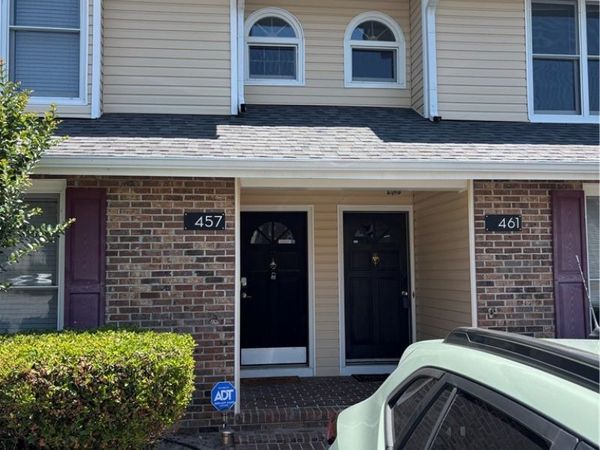 457 Lands End Road, Fayetteville, NC 28314