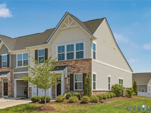 6753 Edith Oaks Way , End Unit, North Chesterfield, VA 23234
