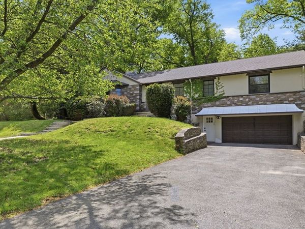 180 Eliot St, Brookline, MA 02467
