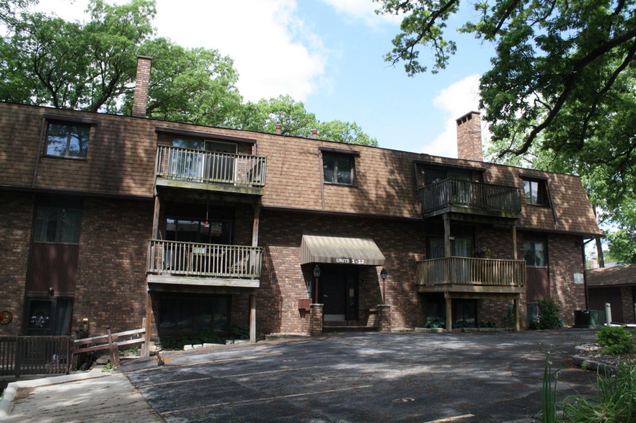 3626 38th Street, Unit 2, Rock Island, IL 61201 Main Photo