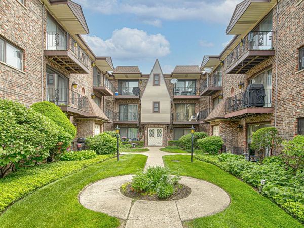 6451 N Northwest Highway , Unit C-2S, Chicago, IL 60631