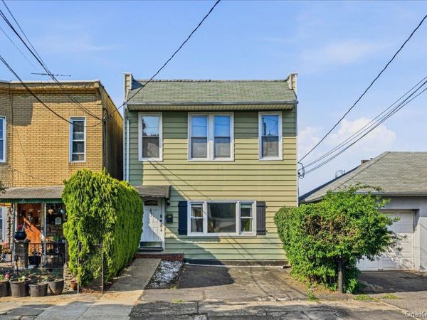47 Villa Avenue , Yonkers, NY 10704