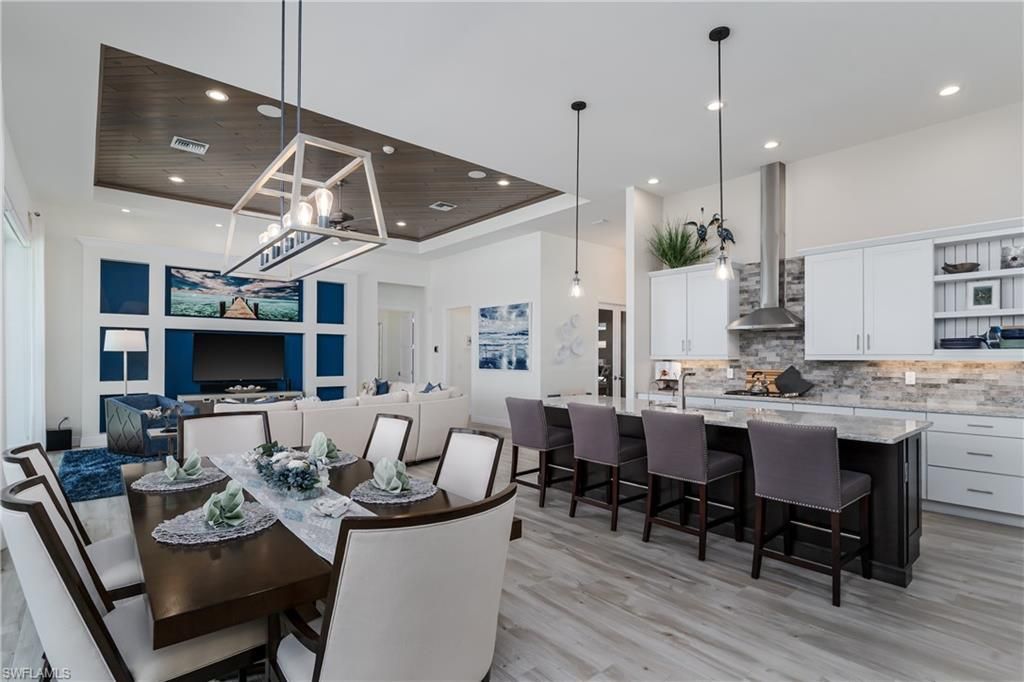 1017 Admiralty Ct , Marco Island, FL 34145 Photo