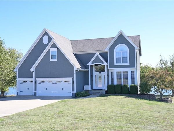 3495 W 222nd Street, Bucyrus, KS 66013