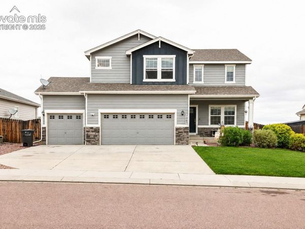 7465 Bonterra Lane, Colorado Springs, CO 80925