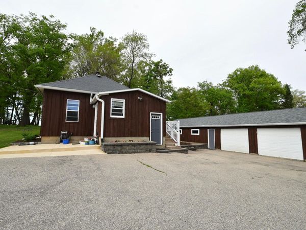 30300 County 1 , Spring Valley, MN 55975