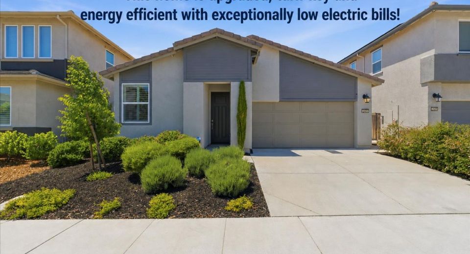 2240 Borealis Cir, Roseville, CA 95747 Photo