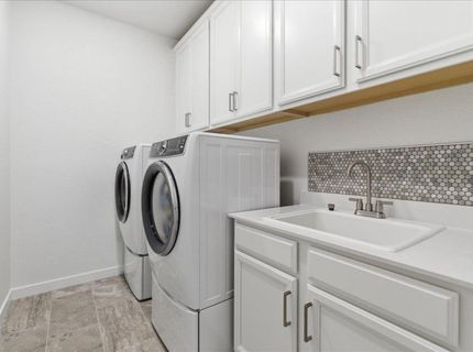 2240 Borealis Cir, Roseville, CA 95747 Photo