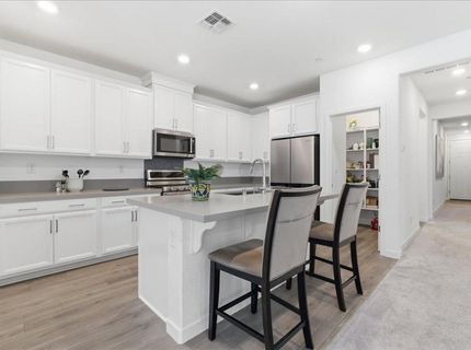 2240 Borealis Cir, Roseville, CA 95747 Photo