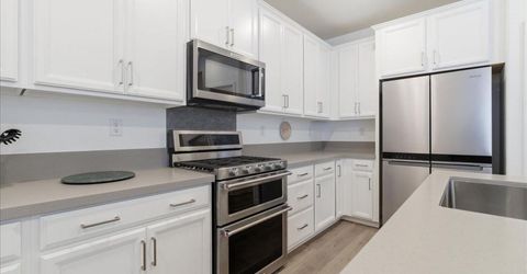 2240 Borealis Cir, Roseville, CA 95747 Photo