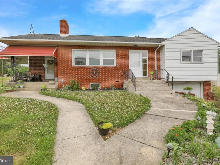 3329 Willow Grove Avenue, Reading, PA 19605 Main Photo