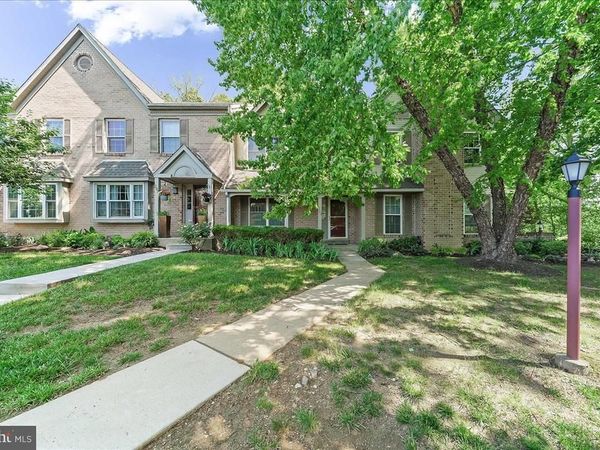 209 VICTORIA COURT , Unit 101, KENNETT SQUARE, PA 19348