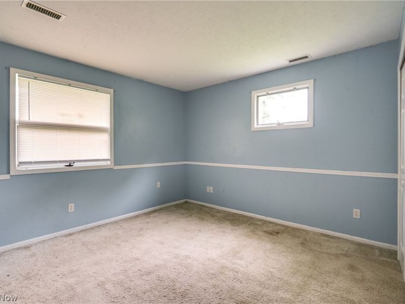 3660 Logan Circle , Akron, OH 44319 Photo 15