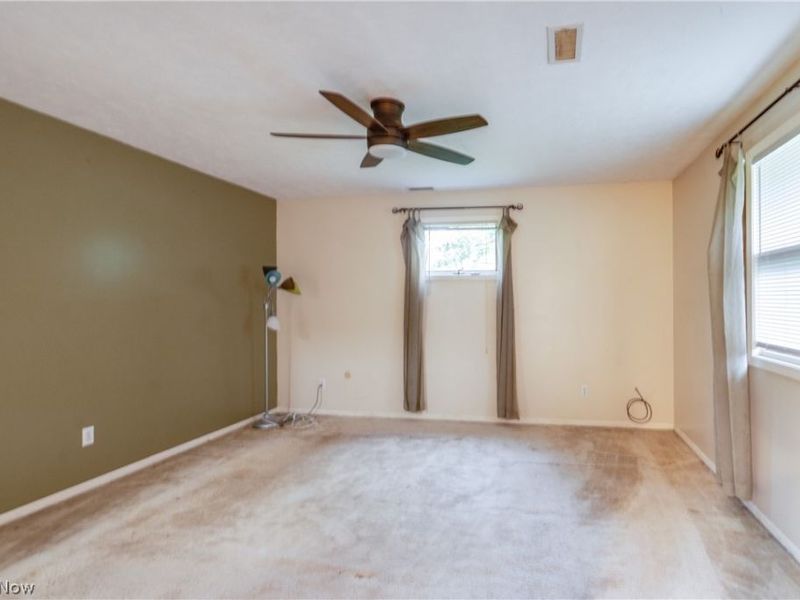 3660 Logan Circle , Akron, OH 44319 Photo 17