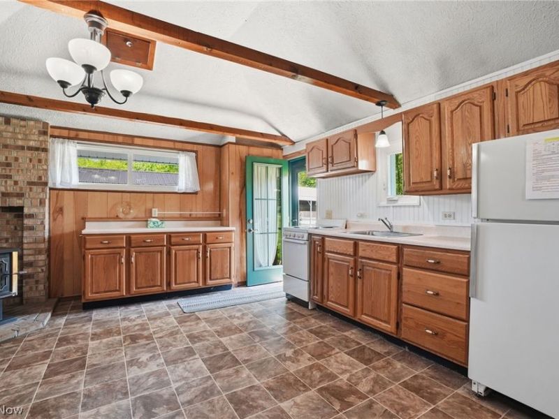 7287 Tessmer Road, Williamsfield, OH 44093 Photo 2