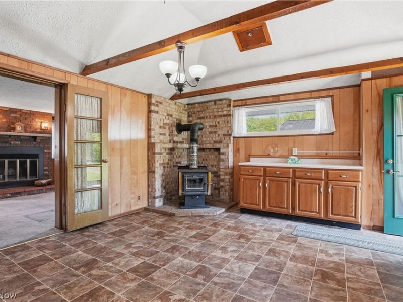 7287 Tessmer Road, Williamsfield, OH 44093 Photo 5