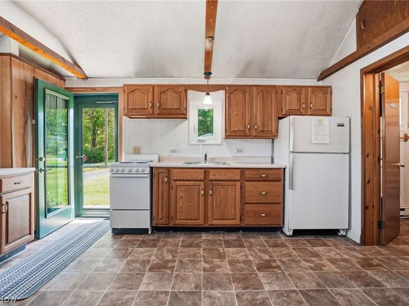 7287 Tessmer Road, Williamsfield, OH 44093 Photo 7