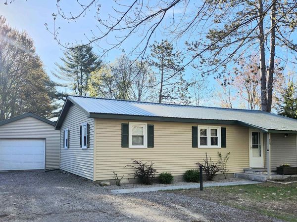 716 Beech, Tawas City, MI 48763