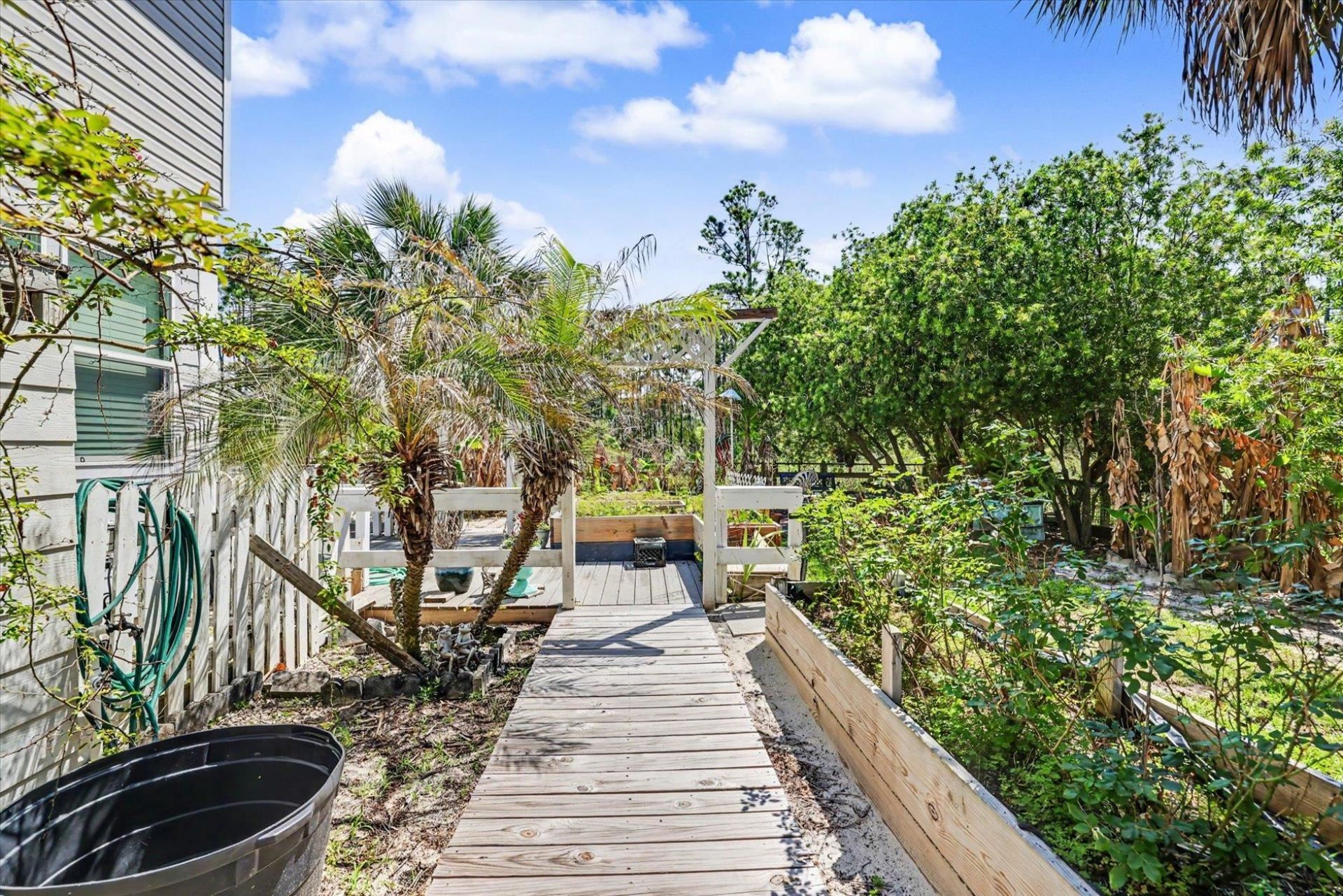 323 Bradford Street , Saint George Island, FL 32328 Photo