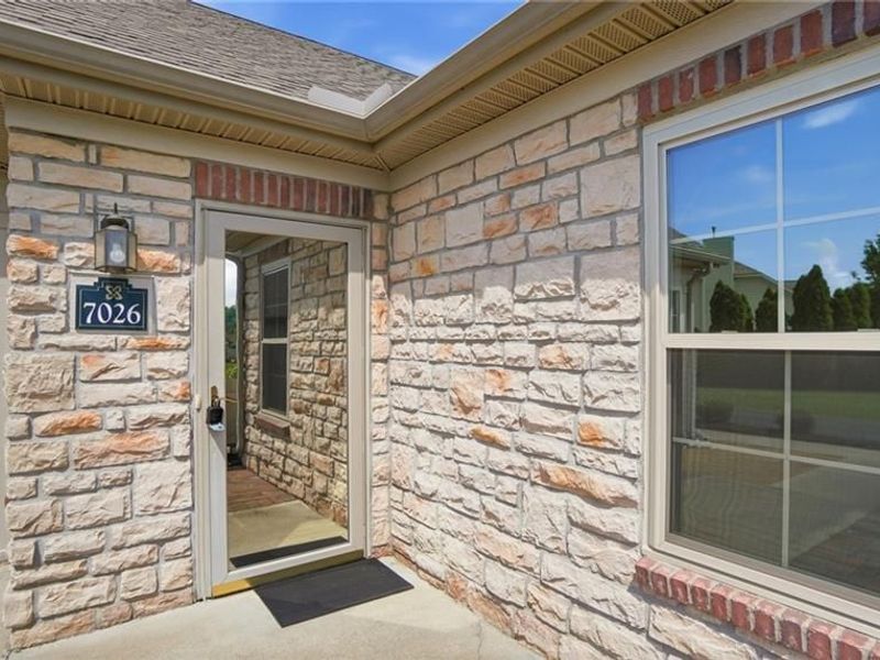 7026 Creekside Circle, Fairborn, OH 45324 Photo 4