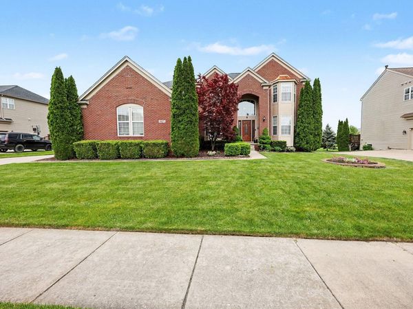 6871 Lakeway Street, Ypsilanti, MI 48197
