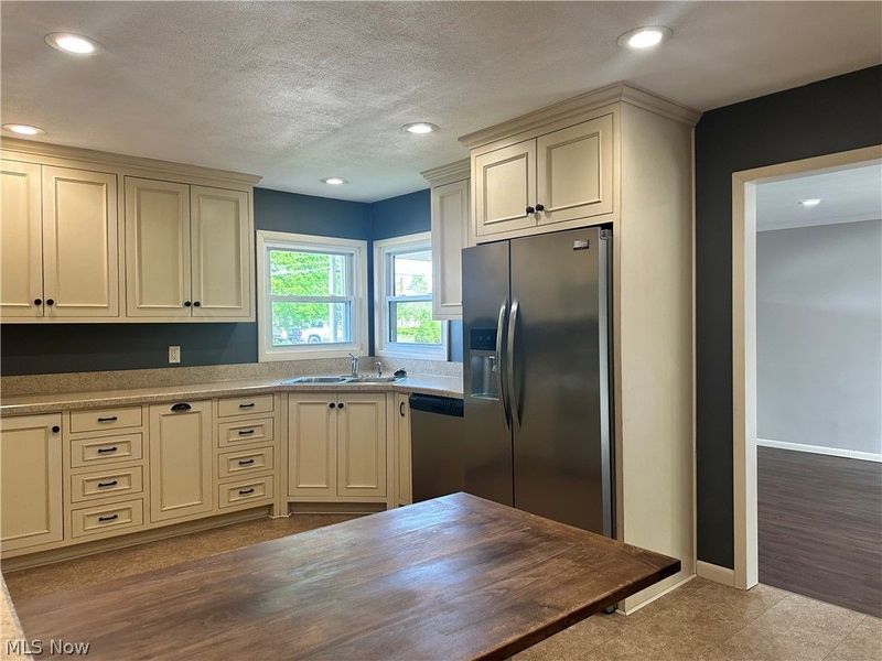 1704 Kenwood, Orrville, OH 44667 Photo 6