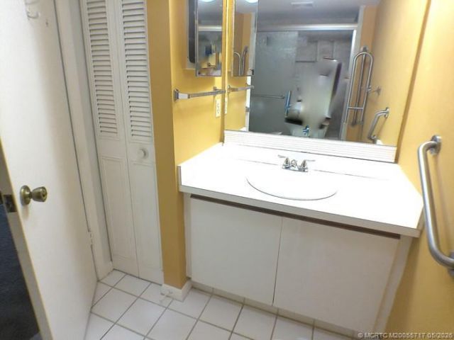 121 SW South River Drive, Unit 105, Stuart, FL 34997 Photo