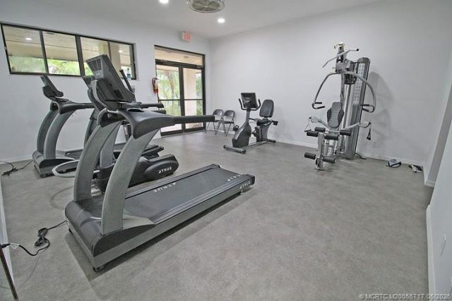 121 SW South River Drive, Unit 105, Stuart, FL 34997 Photo