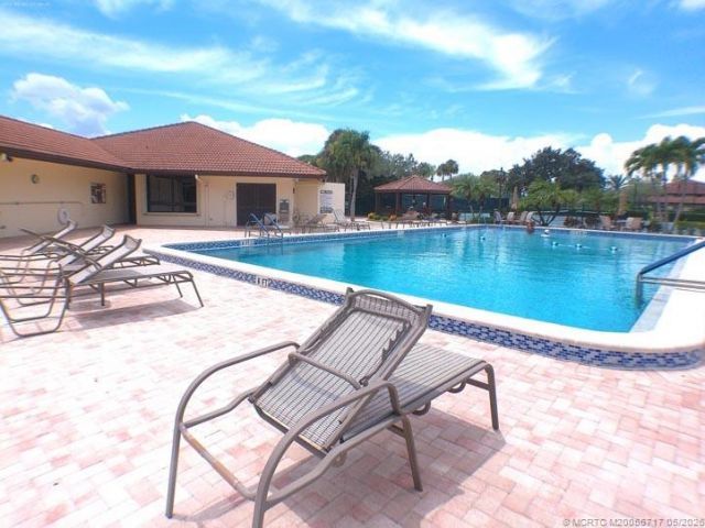 121 SW South River Drive, Unit 105, Stuart, FL 34997 Photo