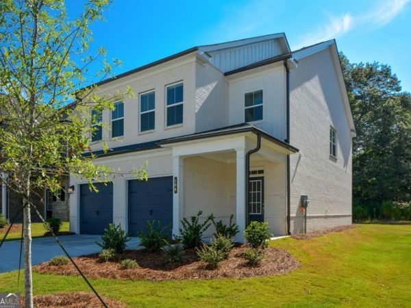 104 Green Love Lane, Grayson, GA 30017