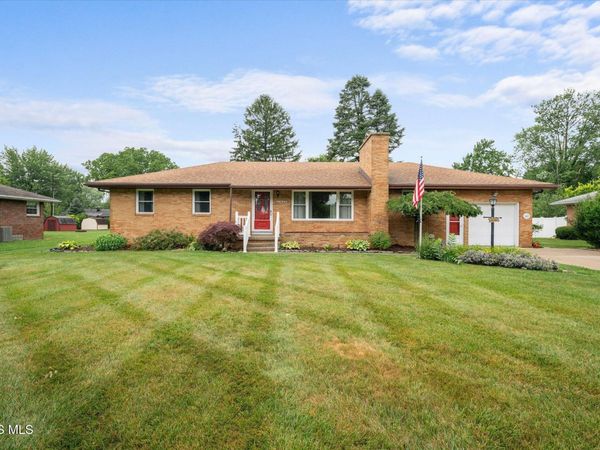 1820 Reva Drive, Northwood, OH 43619