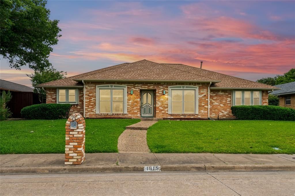 1915 Camden Way, Carrollton, TX 75007 Main Photo
