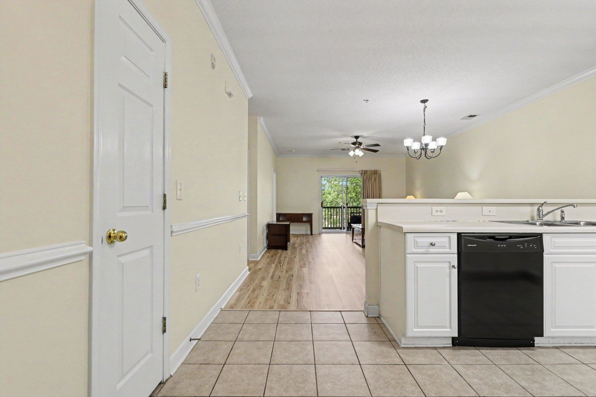 332 Kiskadee Loop  Photo 13