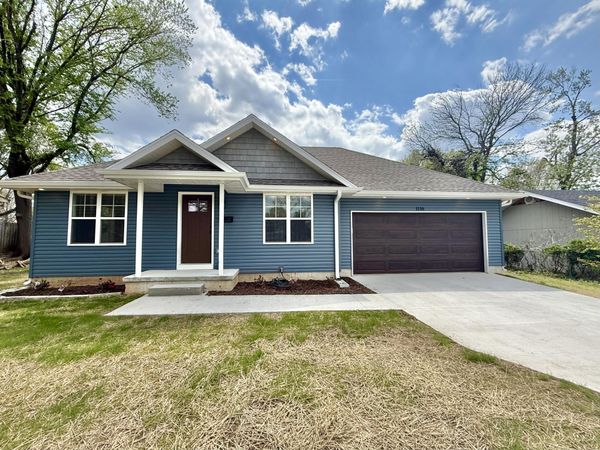 1116 W Broadmoor Street , Springfield, MO 65807