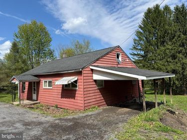 913 COOPER AVENUE , GRASSFLAT, PA 16839