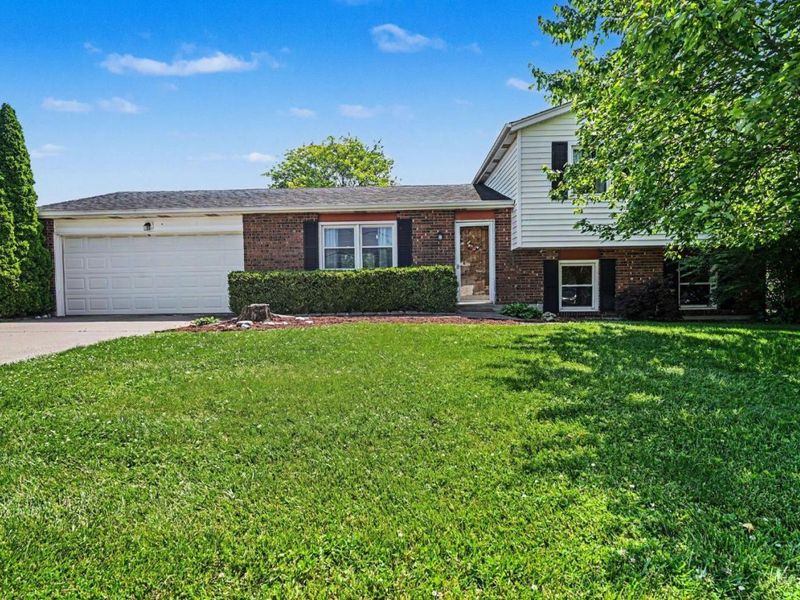 6092 Brofield Drive, Fairfield Twp, OH 45011 Photo 1