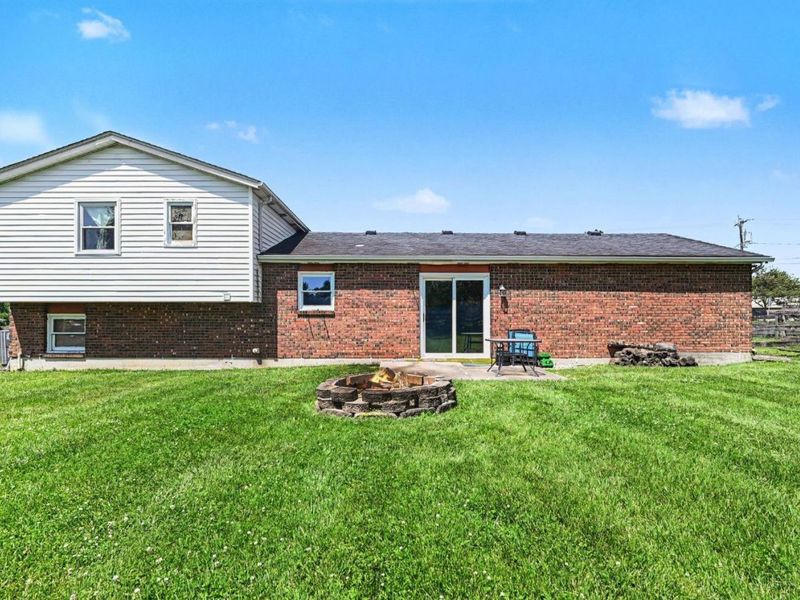 6092 Brofield Drive, Fairfield Twp, OH 45011 Photo 13