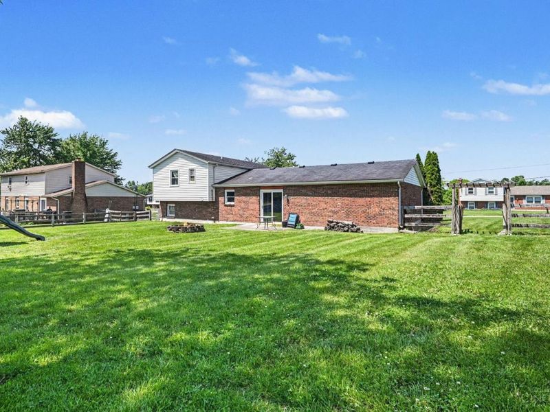 6092 Brofield Drive, Fairfield Twp, OH 45011 Photo 14
