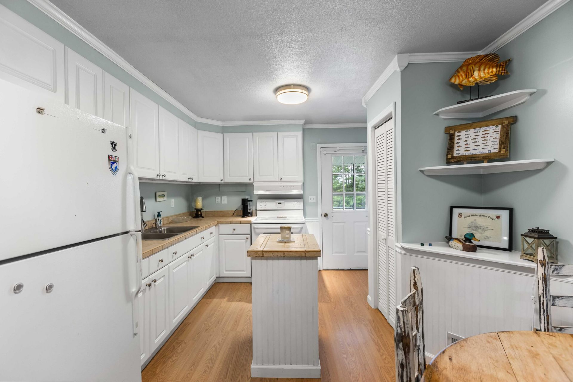 589 Backfield Road Photo 11