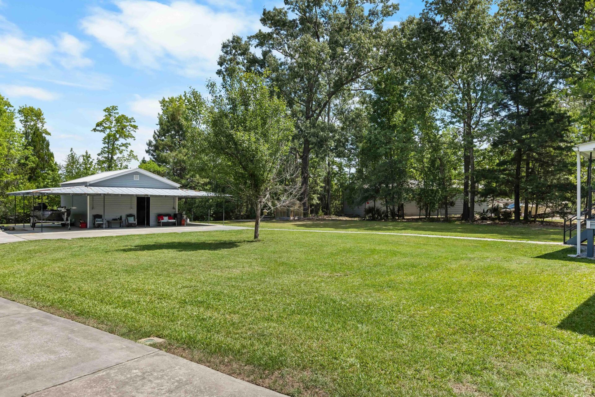 589 Backfield Road Photo 25