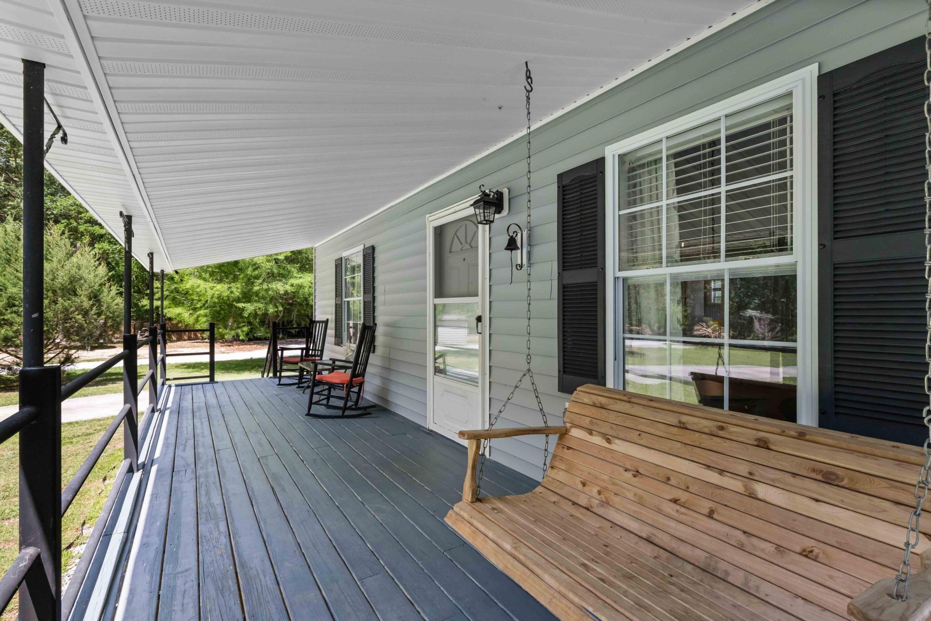 589 Backfield Road Photo 6