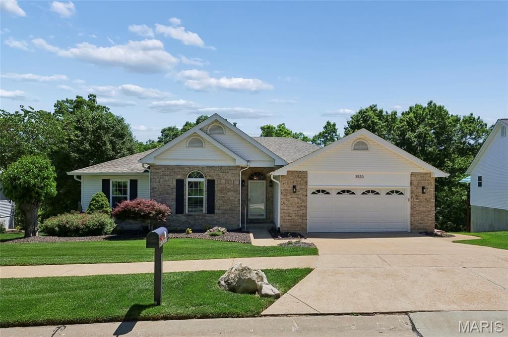 3533 Swan Circle S, Arnold, MO 63010 Main Photo