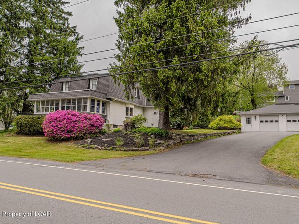 512 Shady Lane Road, South Abington Township, PA 18411