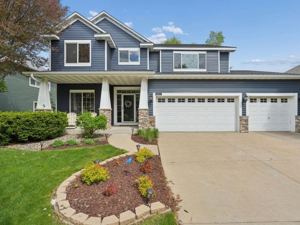 2413 Sandstone Drive, Woodbury, MN 55129