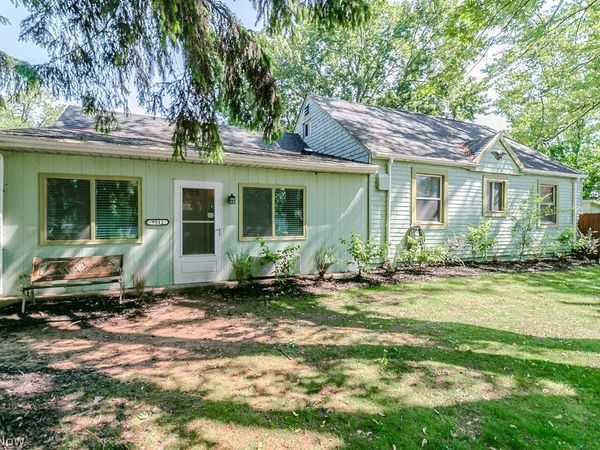 9041 Maiden Lane , Mentor, OH 44060