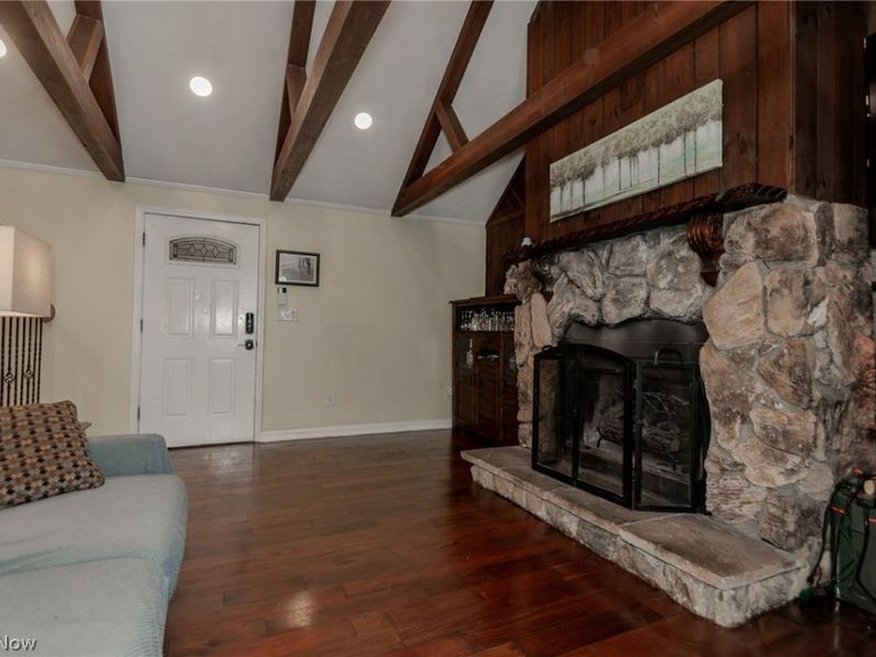 9041 Maiden Lane, Mentor, OH 44060 Photo 5