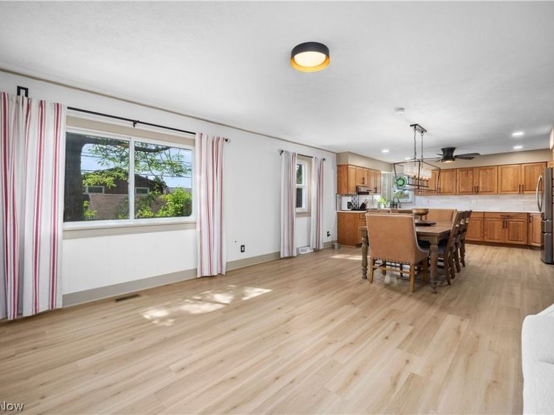 835 Columbia Drive , Amherst, OH 44001 Photo 16