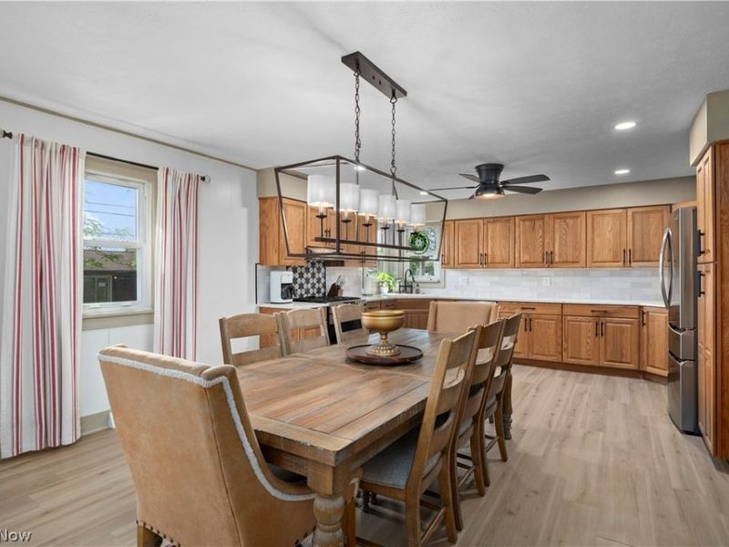 835 Columbia Drive , Amherst, OH 44001 Photo 18